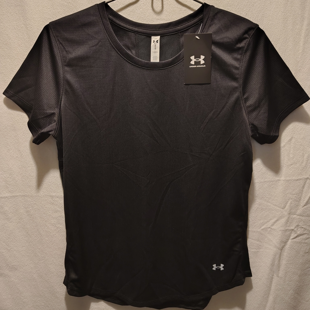 Under Armour Women's Fitted Speed Stride 2.0 SS Black T-Shirt Size Medium NWT